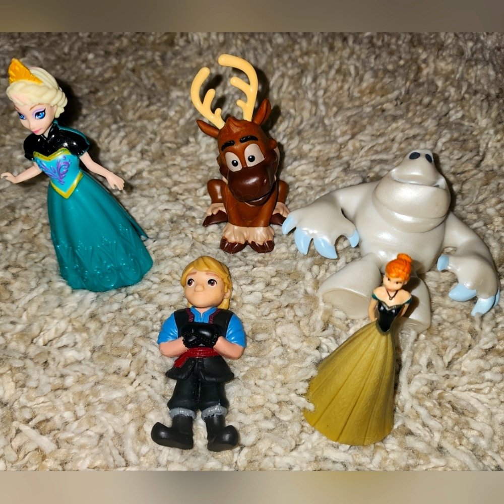 FROZEN set, 5 characters / figurines